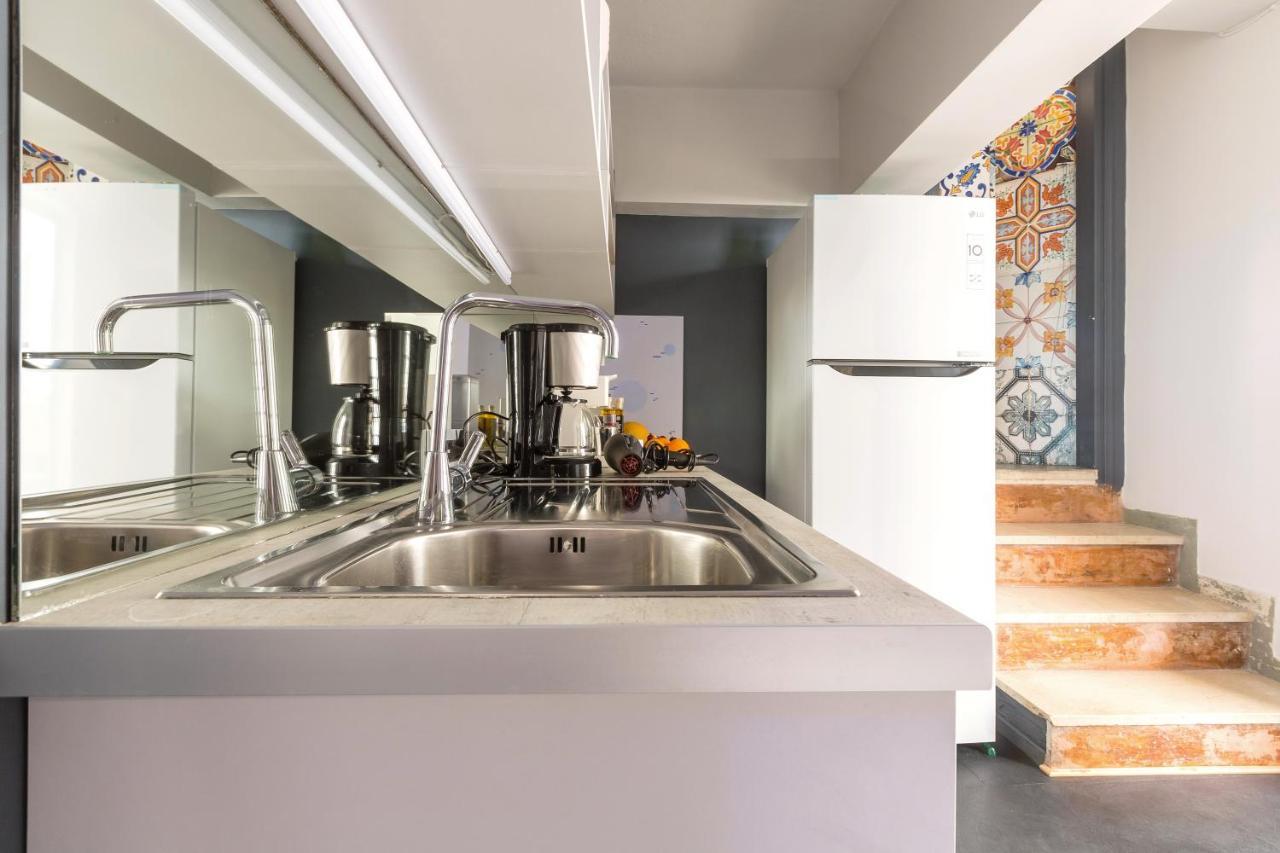 Отель Loc Hospitality Urban Den Corfu  Экстерьер фото